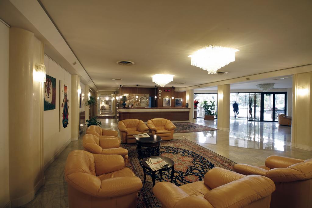 Hotel Bassetto Ferentino Extérieur photo