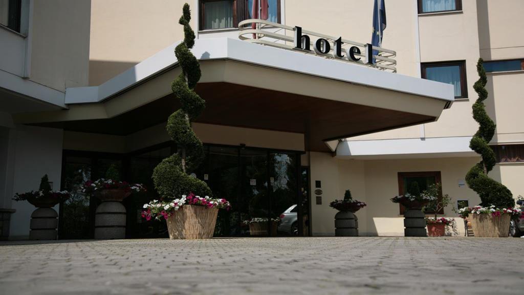 Hotel Bassetto Ferentino Extérieur photo